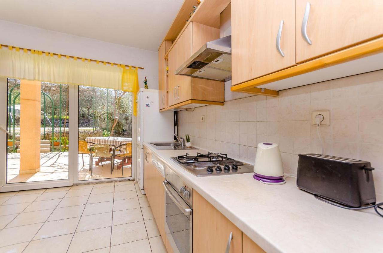סלאטינה Apartments Stara Maslina מראה חיצוני תמונה