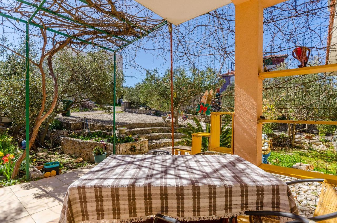 סלאטינה Apartments Stara Maslina מראה חיצוני תמונה