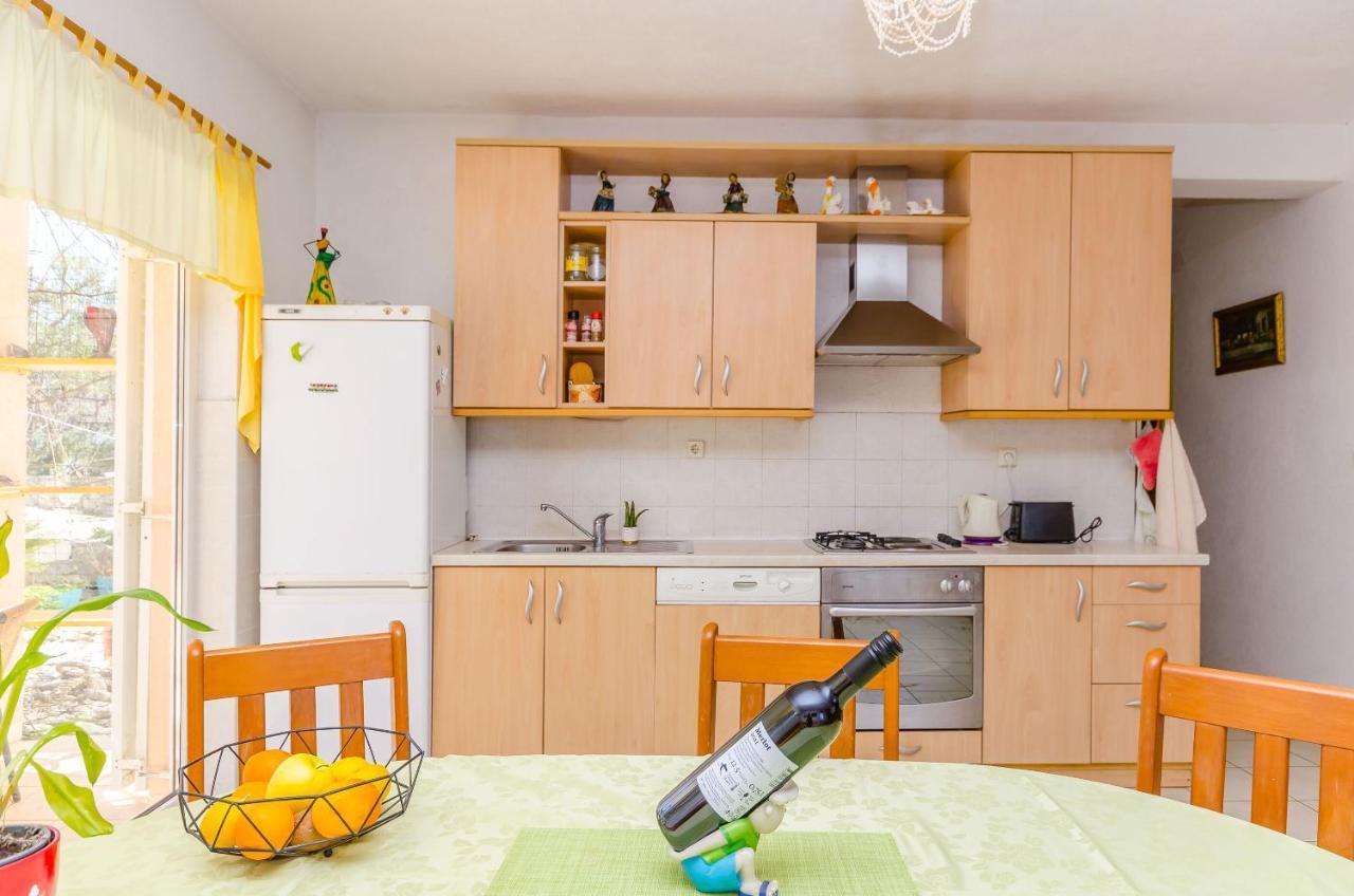 סלאטינה Apartments Stara Maslina מראה חיצוני תמונה